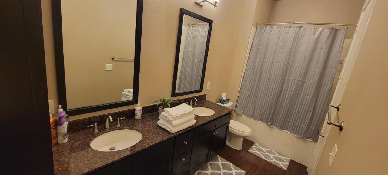 Luxury 1Br Condo Wbalcony - Galleriariver Oak Houston Exteriér fotografie